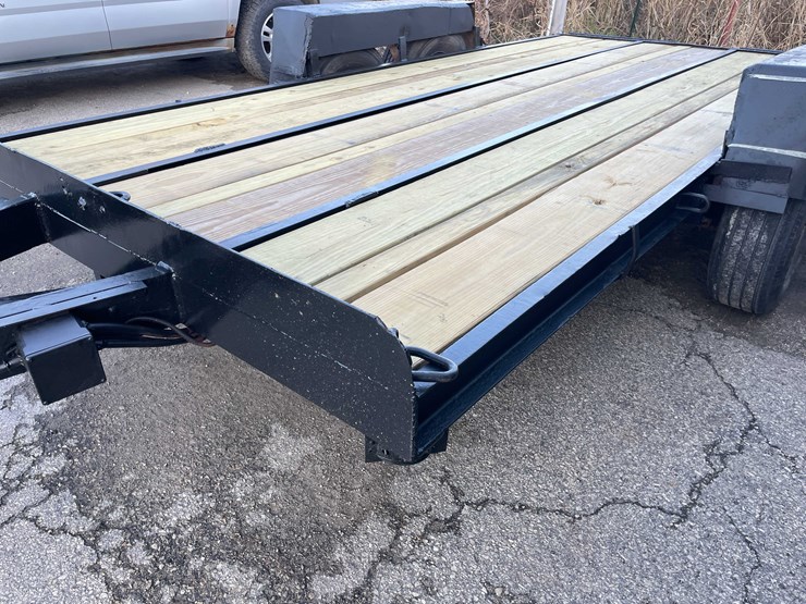 #1394-•-17'-tilt-deck-(no-title)-(of)-image-32