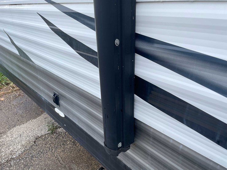 #1404-•-2015-salem-cruise-lite-camper-(no-title)-(of)-image-50