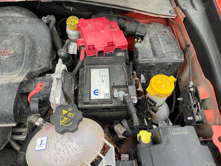 2021-jeep-renegade-image-48