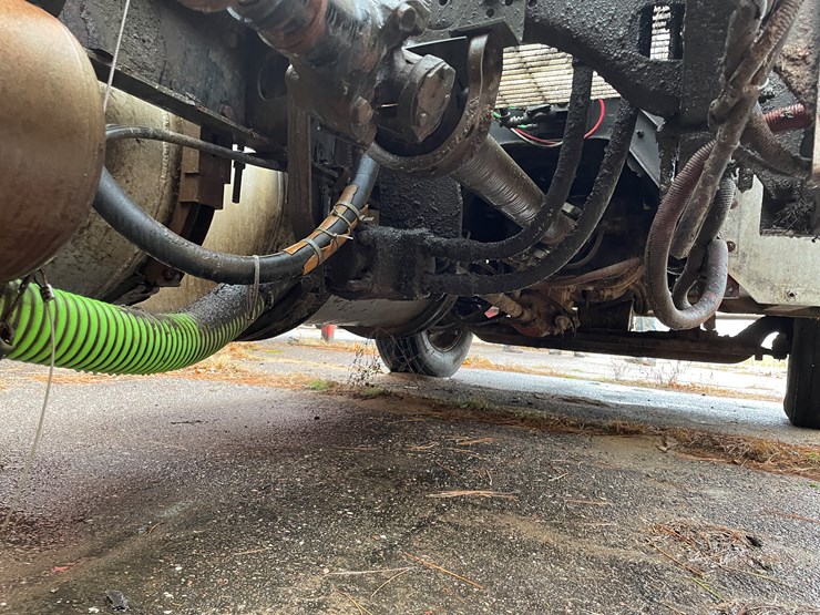 2003-caterpillar-c15-image-30