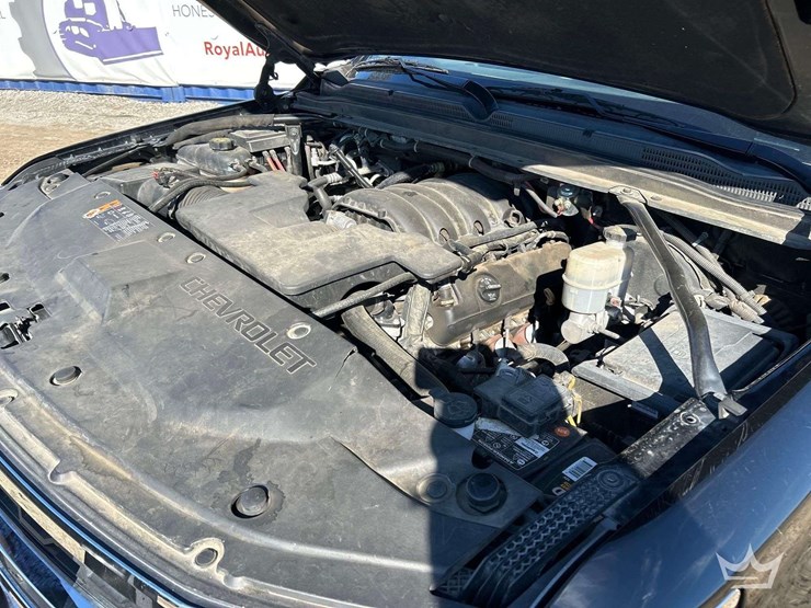 2019-chevrolet-tahoe-image-7