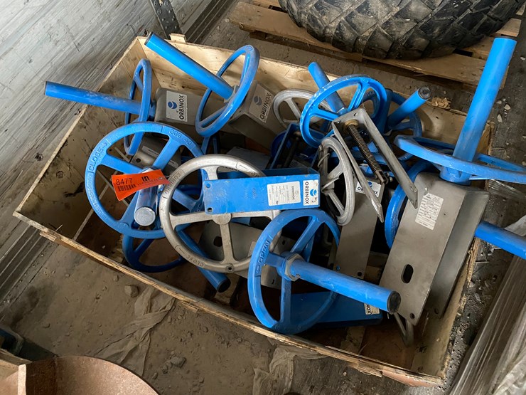 #8477-•-crate-of-orbinox-hand-crank-shut-offs-(new-holstein,-wi)-image-1