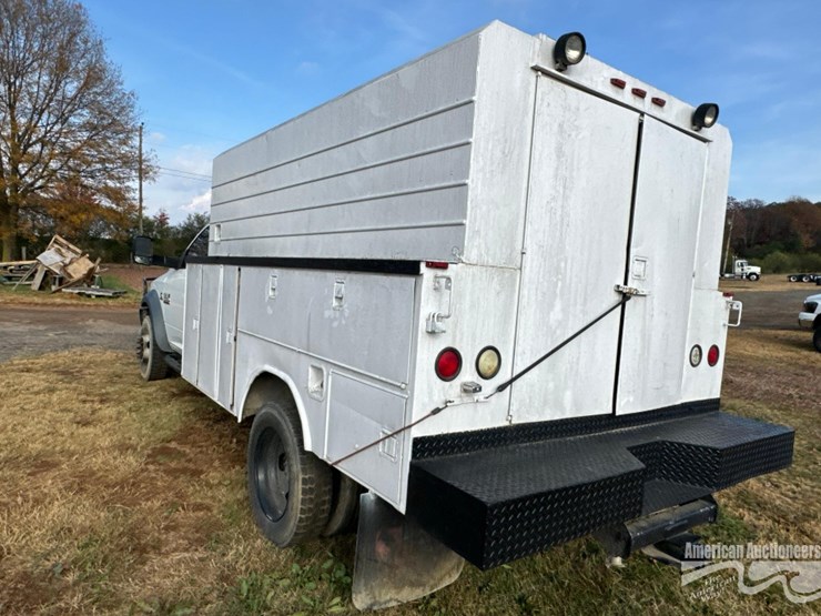 2014-ram-5500-chassis-truck,-vin-#-3c7wrmbl0eg234644-image-4