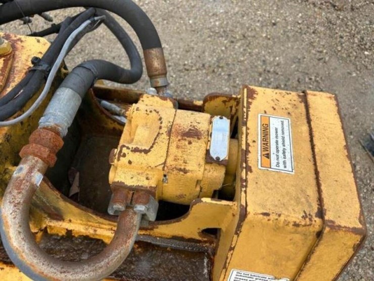 2008-new-holland-tv145-image-97