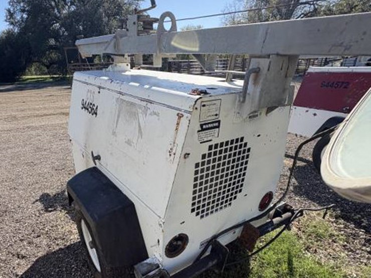 #52-•-allmand-telescoping-towable-light-tower-image-5