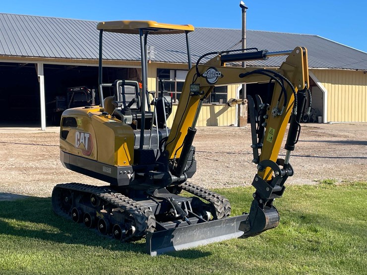 #412-•-2025-agt-industrial-mini-excavator-(cedar-grove,-wi)-image-3