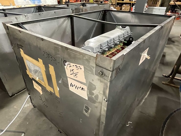 #8722-•-hino-diesel-crate-motor-(f)-image-6