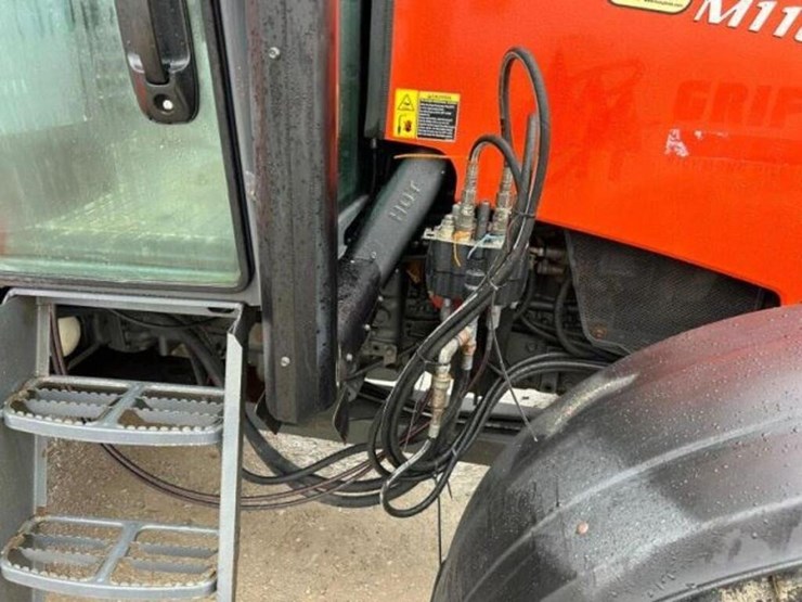 2012-kubota-m110gx-image-39