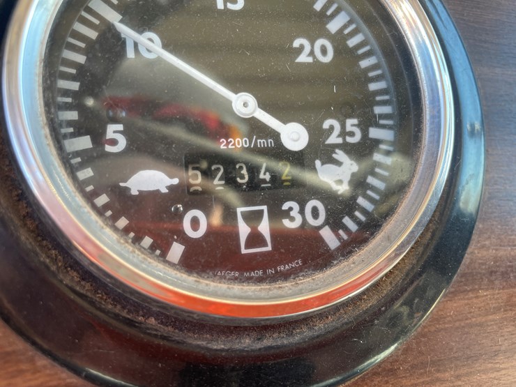 massey-ferguson-2705-image-50