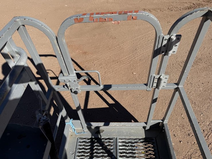 #1019-•-2020-manitou-tj85-manlift-image-6