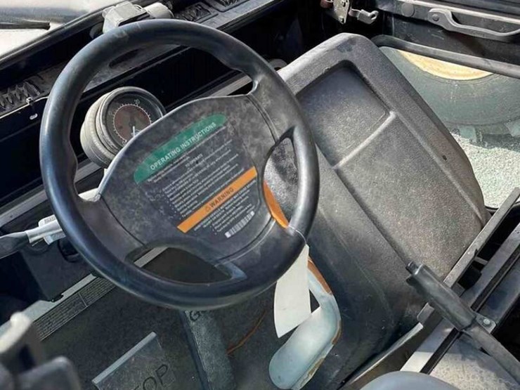 club-car-carryall-6-image-6