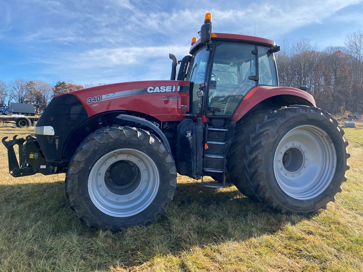 2014-case-ih-340-image-22