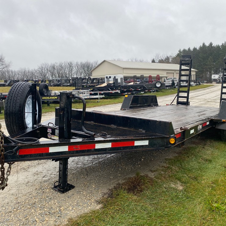 #308 • 2016 Redi-Haul Skid Steer Trailer (Helenville, WI) (Has WI Title)