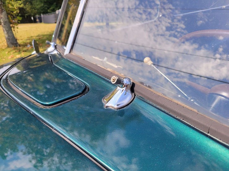 1940-ford-sedan-image-24