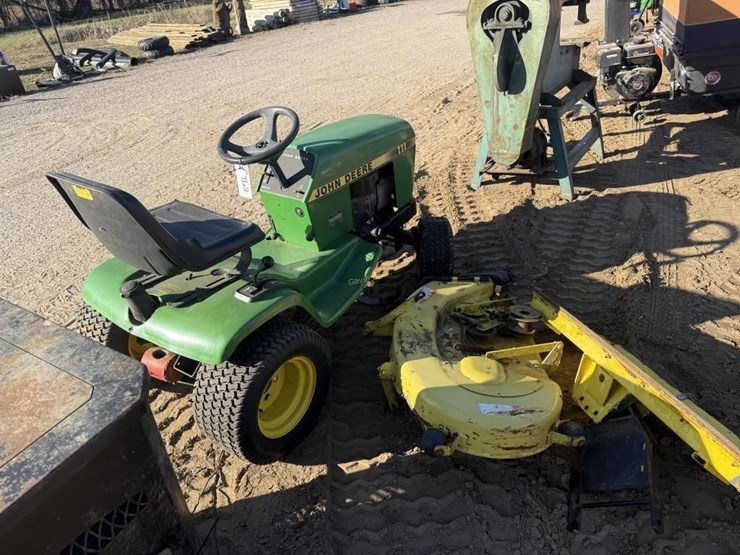 john-deere-111-image-5