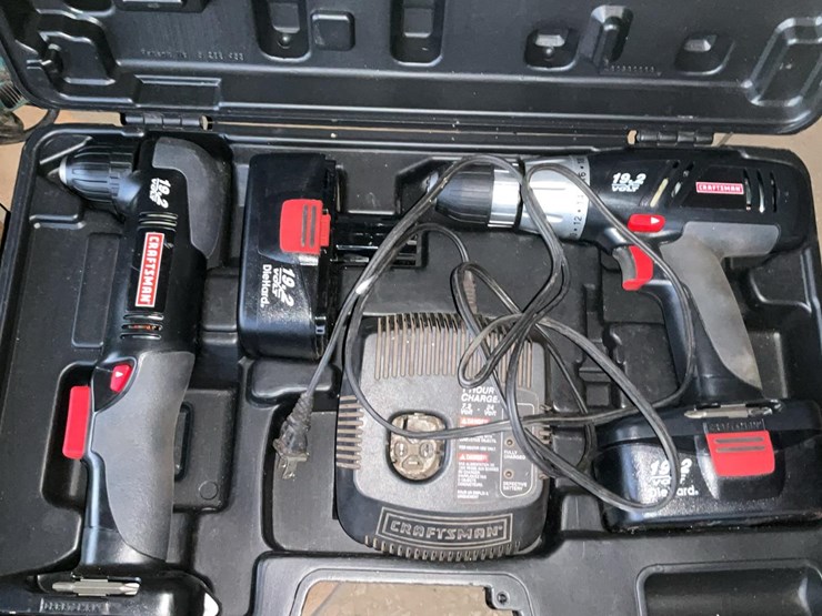 #103-•-craftsman-and-masterhand-cordless-drills-image-3