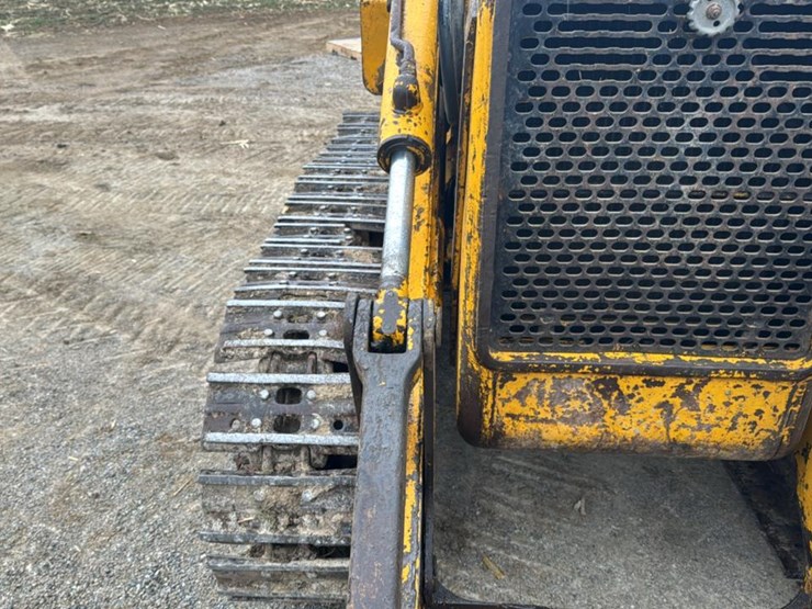 john-deere-350-image-11