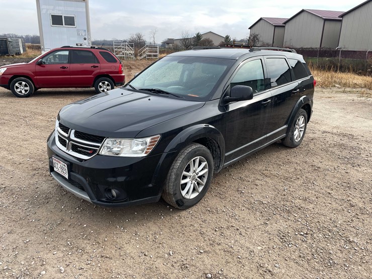 2013-dodge-journey-image-1