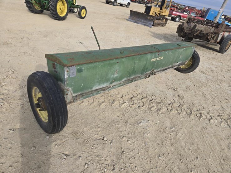 john-deere-12-image-6