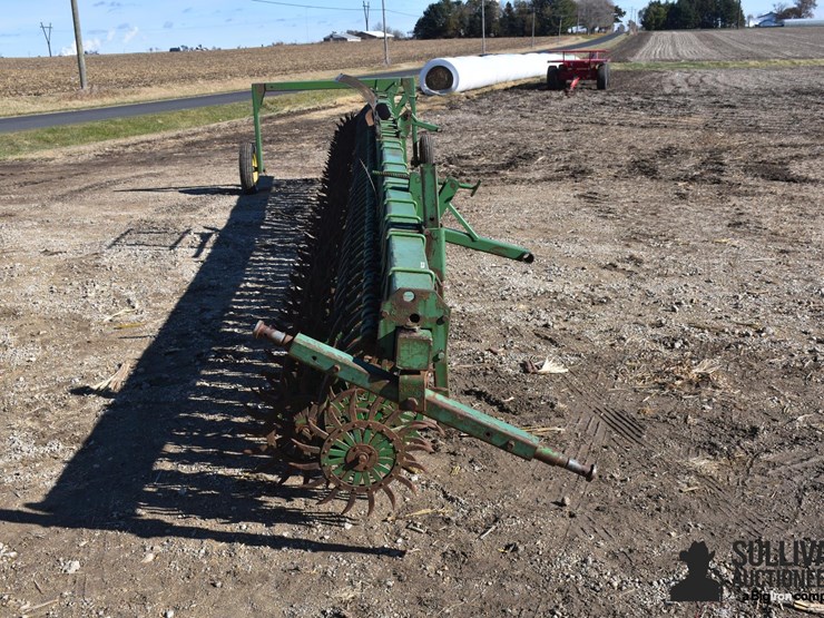 john-deere-400-image-2