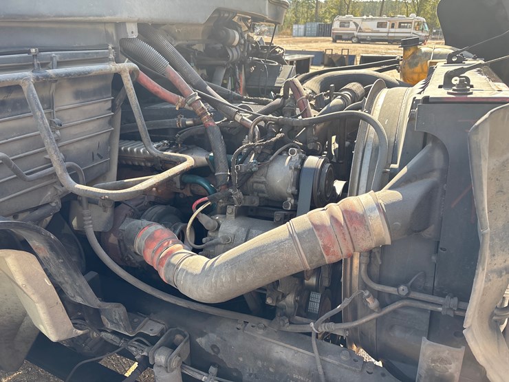 2007-international-4400-image-11