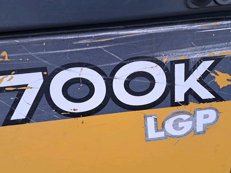 2016-deere-700k-image-13