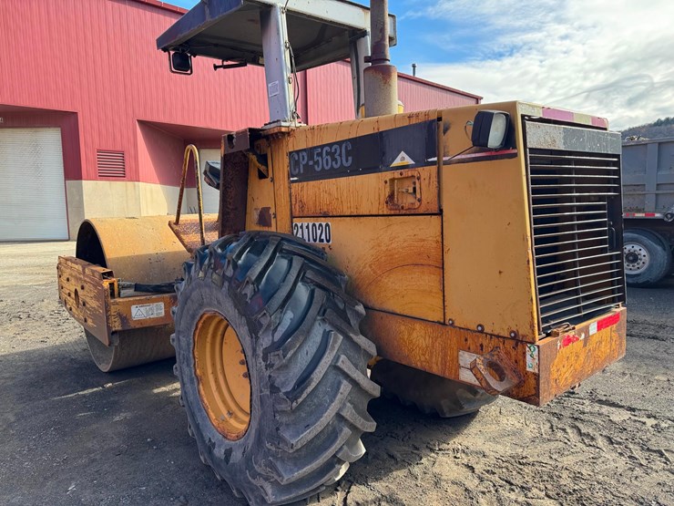 caterpillar-cs-563c-image-4