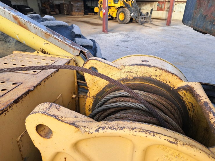 2006-john-deere-6081-image-35