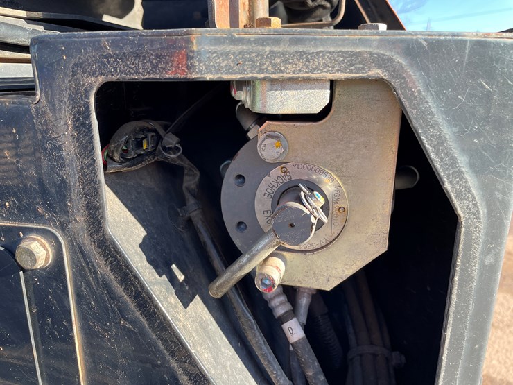 #416-•-2020-hitachi-zx26u-5n-mini-excavator-(ashland-wi)-image-33