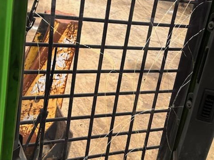 2015-deere-437d-image-14