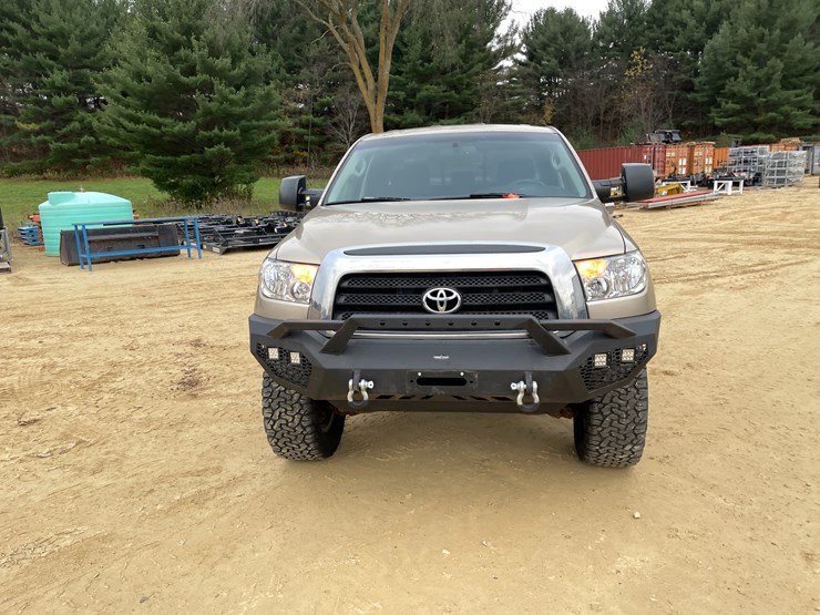 2007-toyota-tundra-sr5-image-2