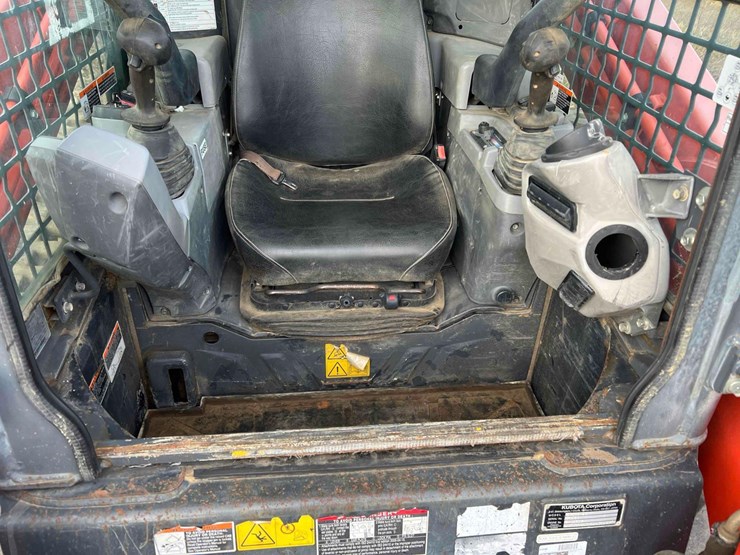 kubota-svl95-2s-image-15