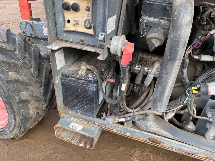 2016-skyjack-sj6832rt-image-14