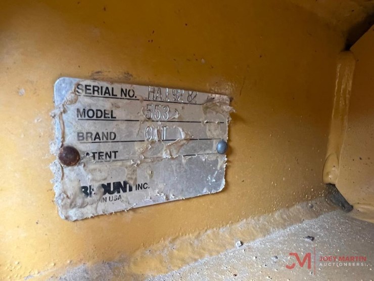 caterpillar-553c-image-13