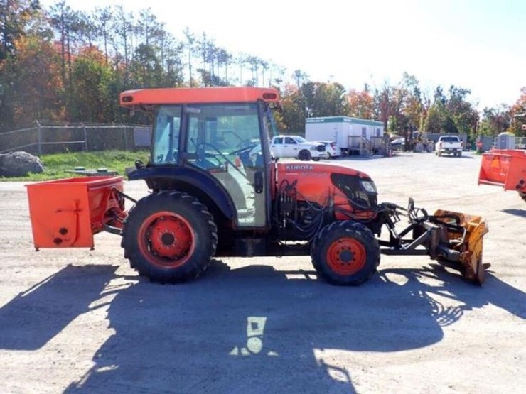 2008-kubota-m7040d-image-4