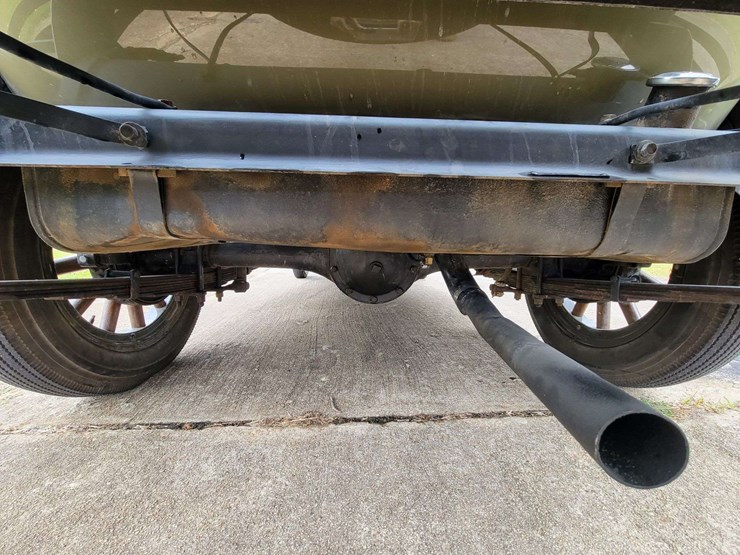 1928-pontiac-sedan-image-44