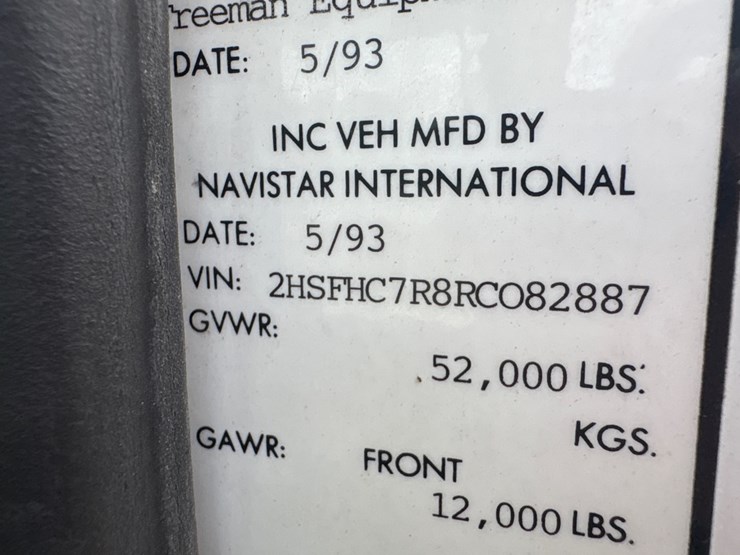 1994-international-9400-eagle-image-21