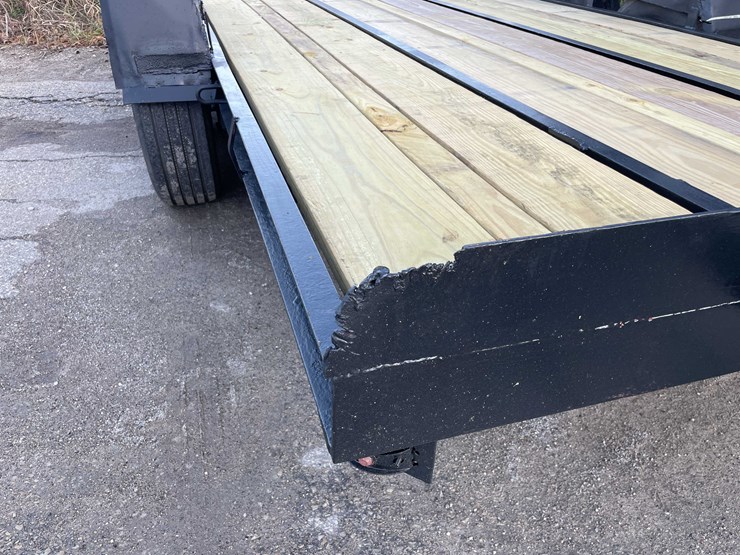 #1394-•-17'-tilt-deck-(no-title)-(of)-image-20