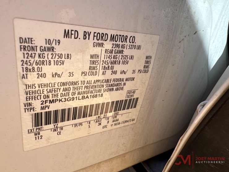 2020-ford-edge-se-image-19