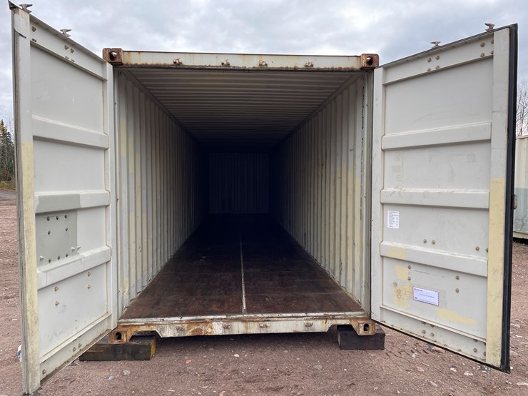 #110-•-40'-standard-height-shipping-container-(marenisco,-mi)-image-11