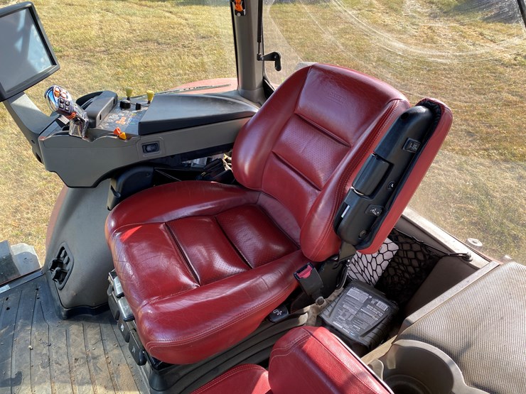 2014-case-ih-340-image-53