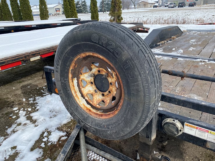 #1303-•-2019-pj-22.5'-tandem-axle-tilt-deck-trailer-(st.-nazianz,-wi)-image-22