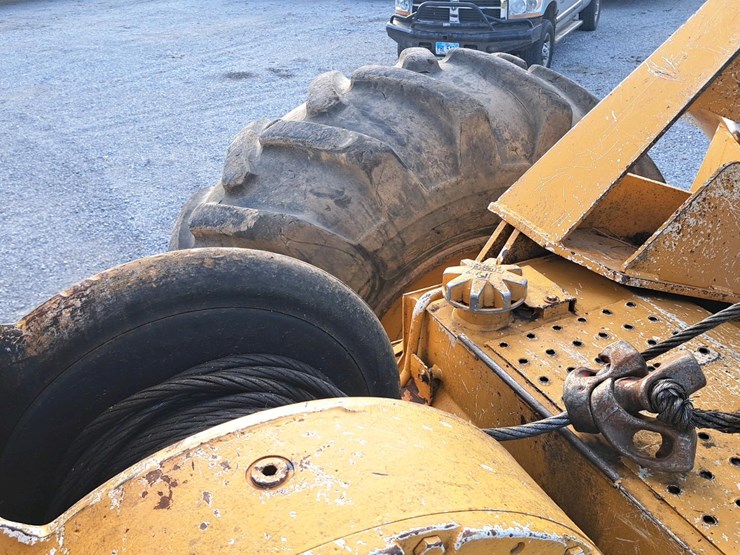 1994-deere-640e-image-21