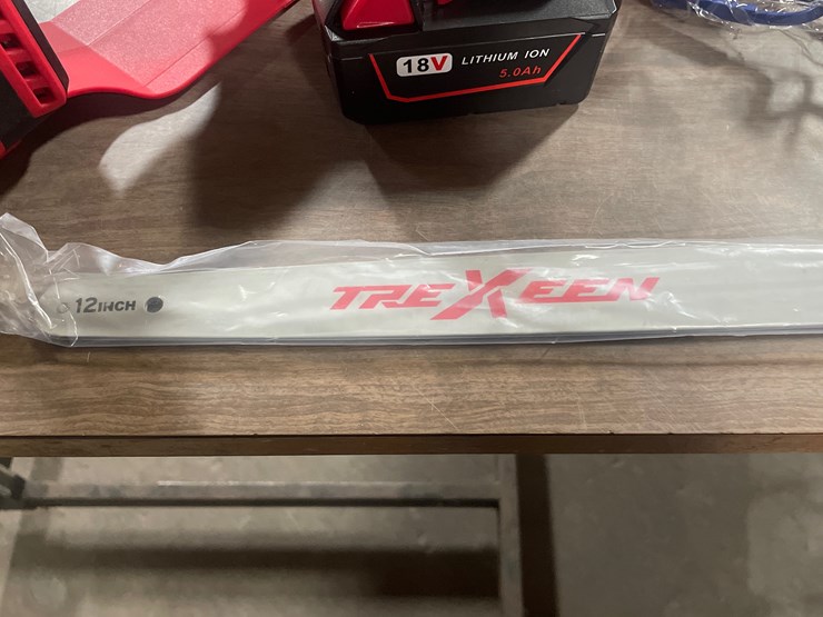 #8718-•-new-milwaukee-compatible-18v-chainsaw-(t14)-image-4