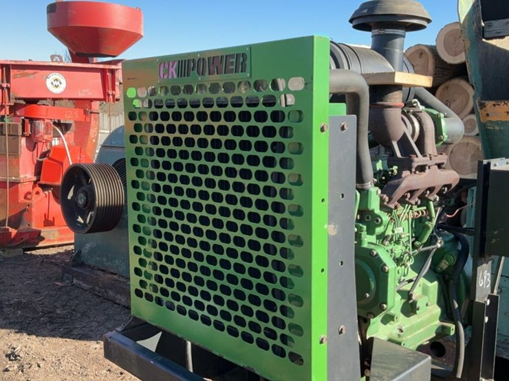 john-deere-4045t-image-10