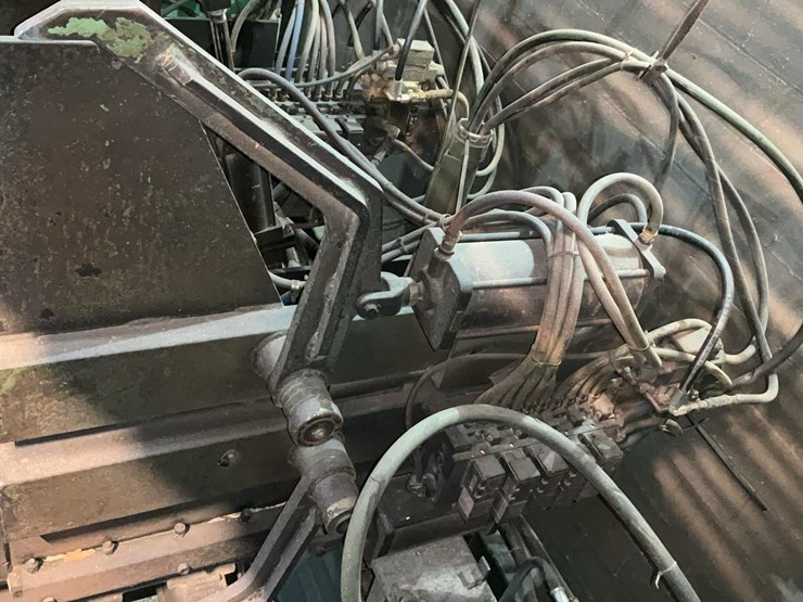 #125-•-hmc-carriage-image-11