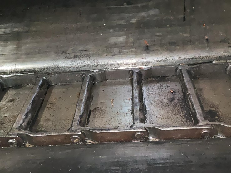 #112-•-morbark-outfeed-trough-image-21