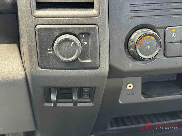 2019-ford-f250-xl-image-17