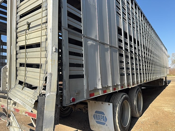 2002-eby-livestock-trailer-image-17