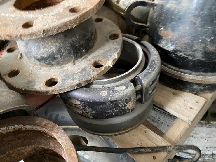 #8488-•-pallet-of-miscellaneous-couplers-and-pumping-parts-(new-holstein,-wi)-image-14